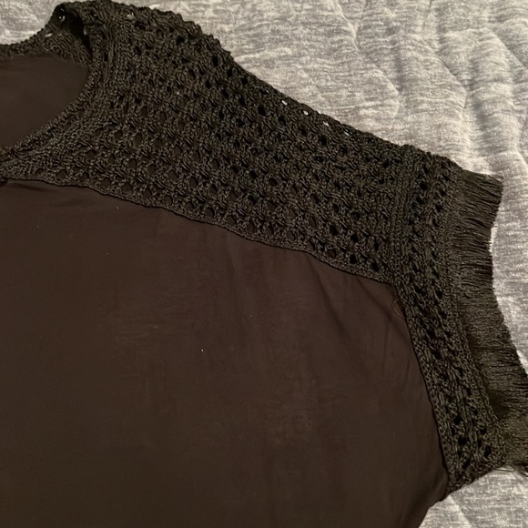 Black Loft Top, size XL - Picture 3 of 6